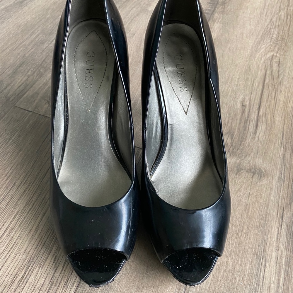 Guess Open Toe Heel